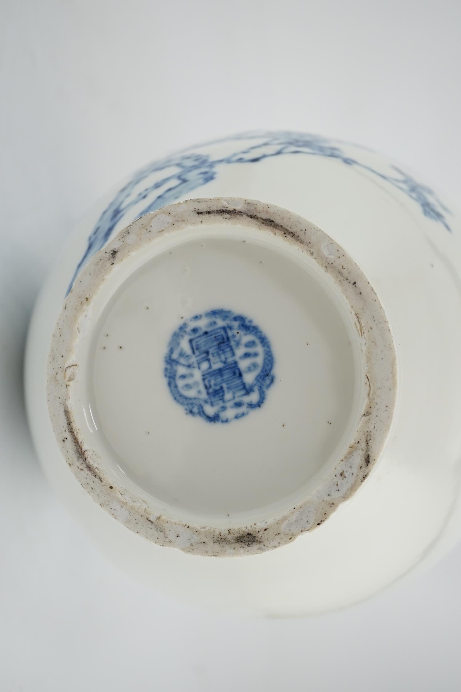 A large Chinese blue and white ovoid vase, early 20th century, firing crack